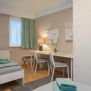 Zimmer 1230 Wiedeń