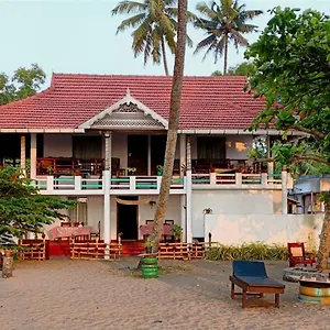Marari Praise Beachfront Séjour chez l'habitant Mararikulam
