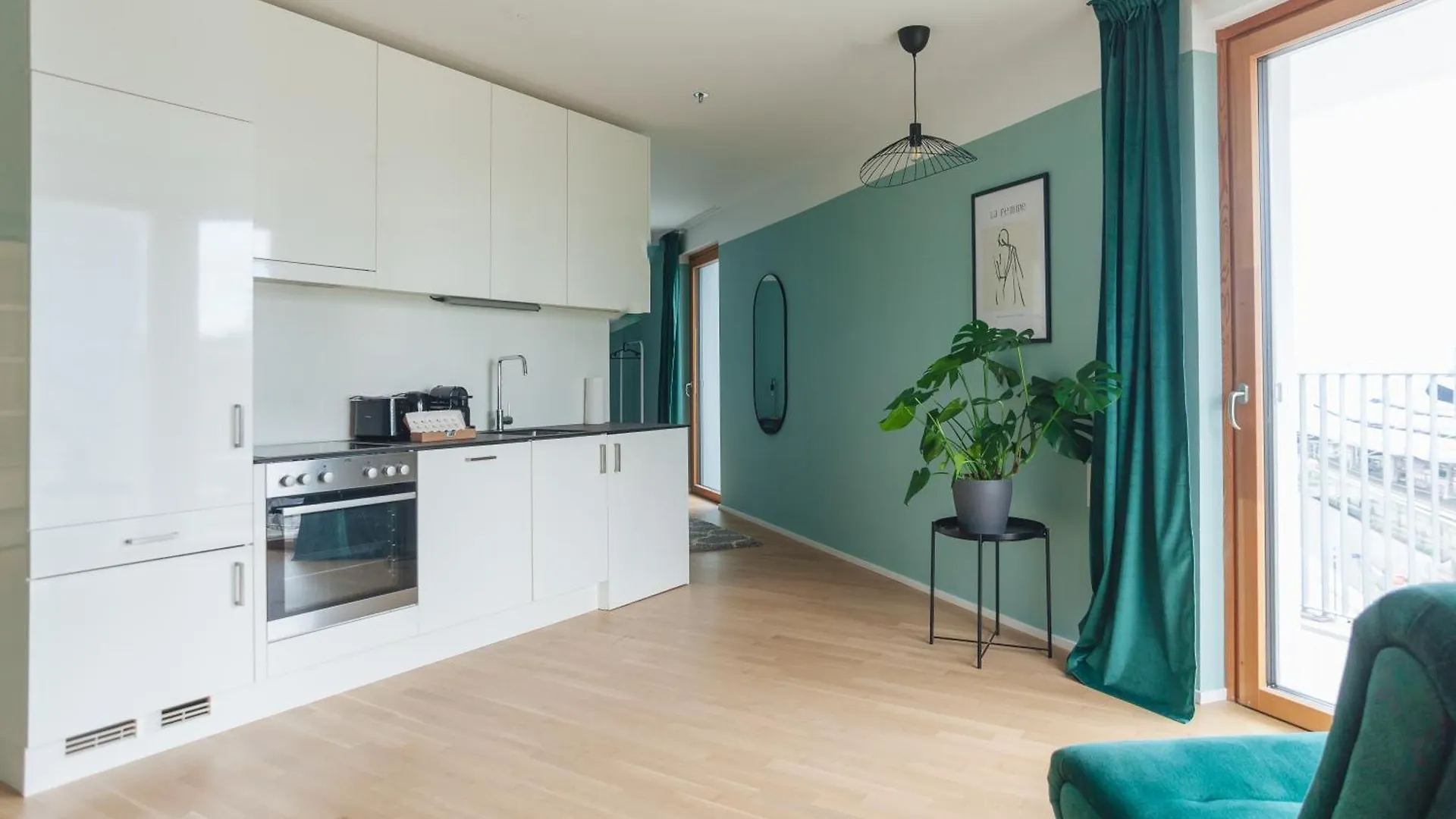 Apartament Decorous Cozy City View Suite Wiedeń