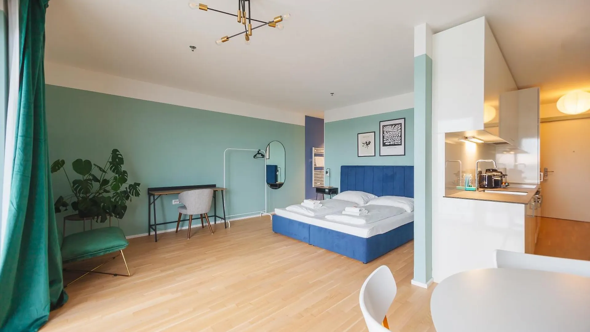 Decorous Cozy City View Suite Viena Austria