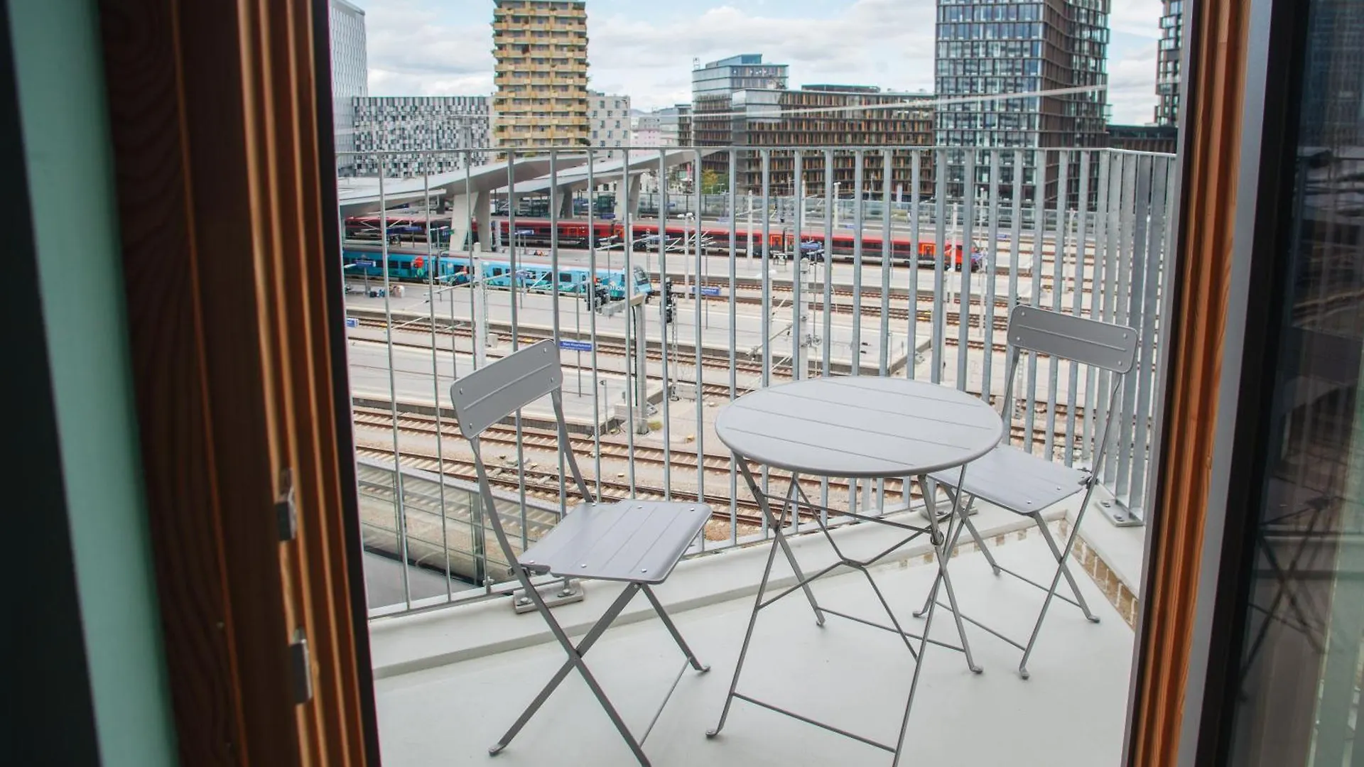 Decorous Cozy City View Suite Viena Austria