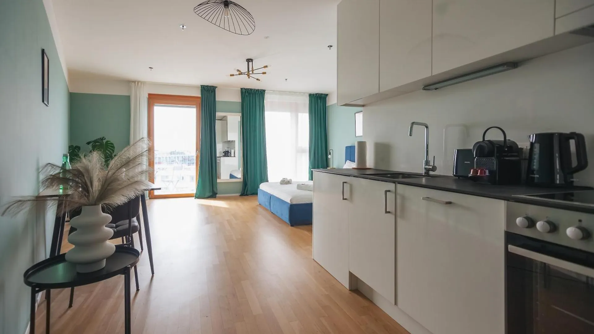 Decorous Cozy City View Suite Vienne Appartement