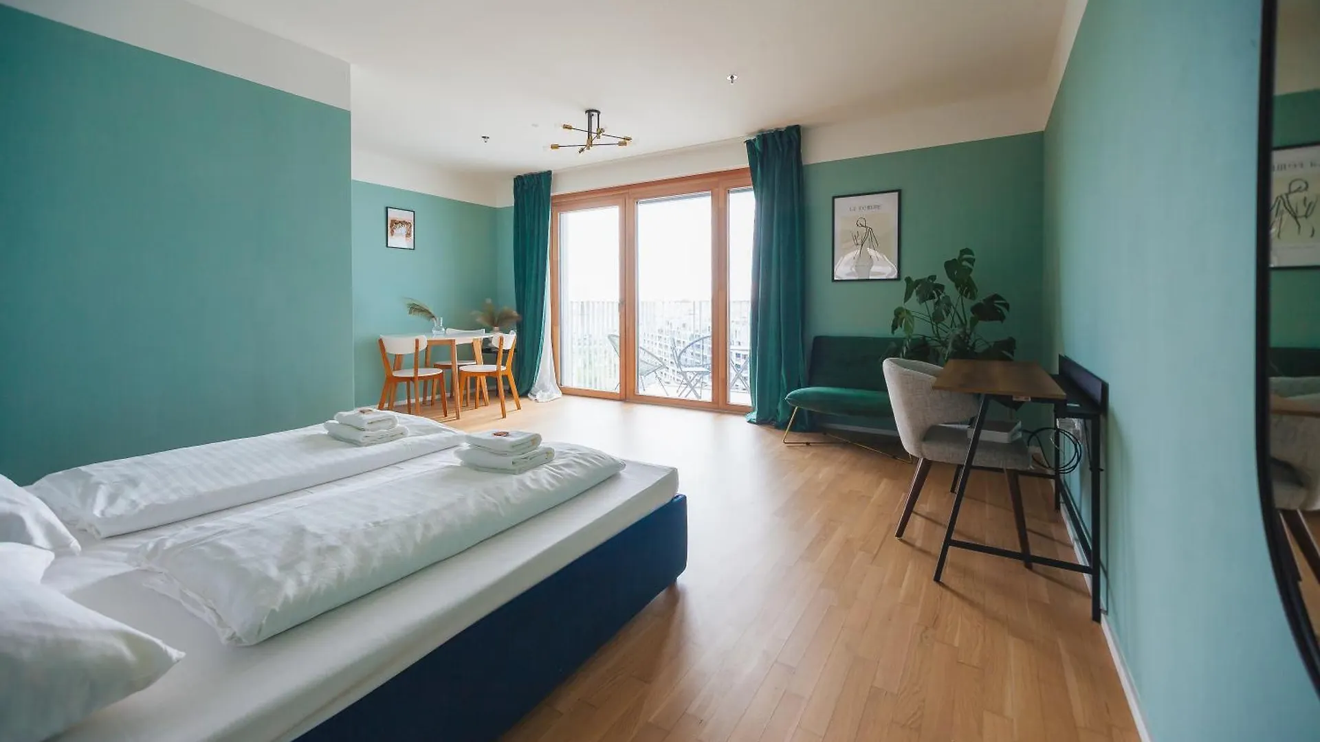 Decorous Cozy City View Suite Vienne 0*,